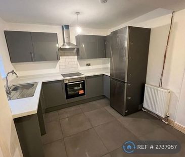 3 bedroom terraced house to rent - Photo 2