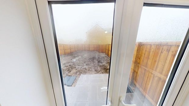 2 bedroom semi-detached house to rent - Photo 1