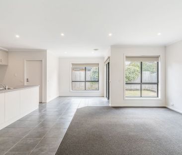 Low-Maintenance Living in a Quiet Location! - Photo 2