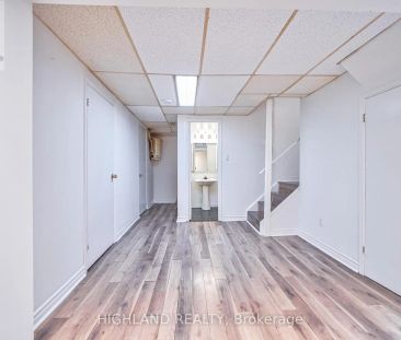 5634 WHISTLER CRESCENT - Photo 1