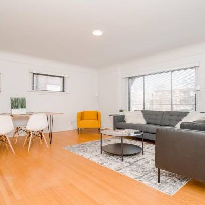 CHARACTER & MODERN - Dishwasher - LAUNDRY - Bright - BIG - KITSILANO - Photo 3