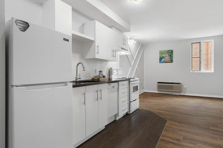 Modern Apartments in in a Classic Heritage Property, 5 min walk to Parliament Hill, 7 min bus to uOttawa Campus - Photo 2