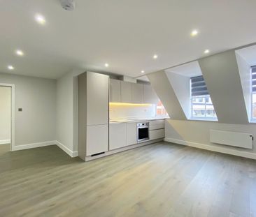 Moulsham Street - Photo 3