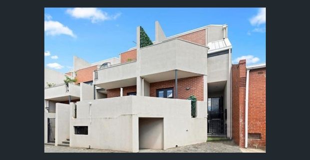 Modern 3-Level Townhouse in Prime South Melbourne Location - Photo 1