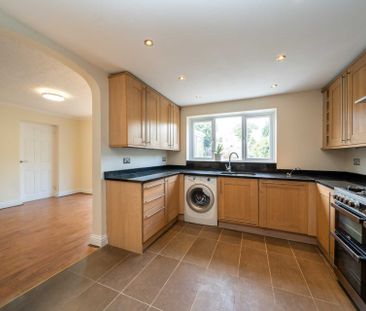 Ellingham Road, Adeyfield, Unfurnished, Available Now - Photo 6