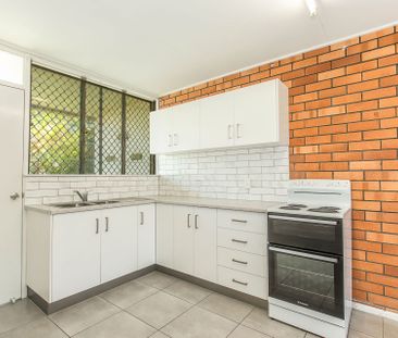 2/24A Clarendon Street, Hyde Park - Photo 5