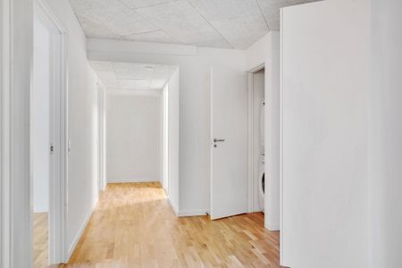 Stor 3-værelses lejebolig i centrum - Photo 2