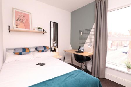 1 bedroom in a house share to rent - Photo 5