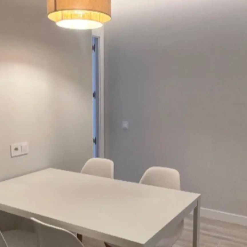 Piso de alquiler en Calle de la Batalla del Salado, 16, Palos de Moguer - Foto 1