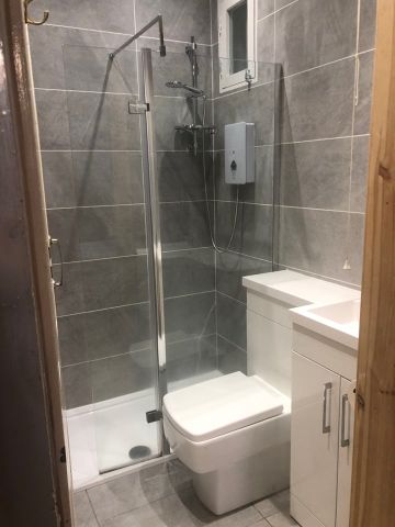 Room in a Shared Flat, Rupert Street, G4 - Photo 3