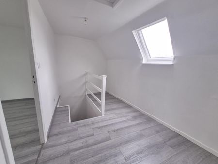 Location Appartement 3 pièces 50m² ST OMER 62500 - Photo 2