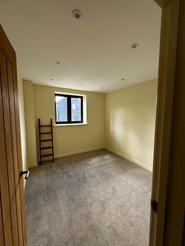 3 bedroom semi-detached house to rent - Photo 5