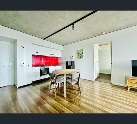 812/620 Collins Street, Melbourne, Vic 3000 - Photo 2