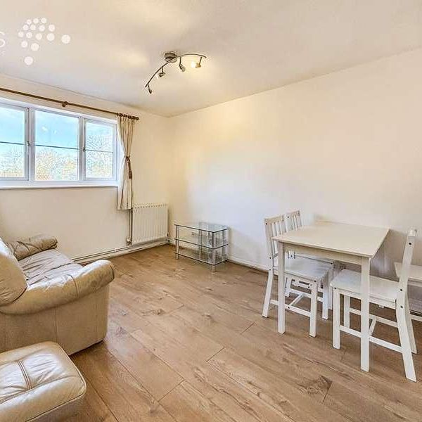 Parsley Close, Earley, Reading, RG6 - Photo 1