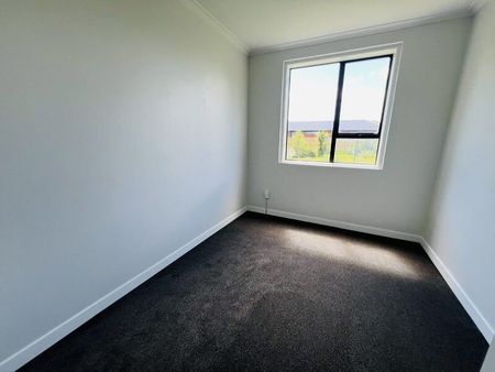 Kew, 2 bedrooms, $420 pw - Photo 2