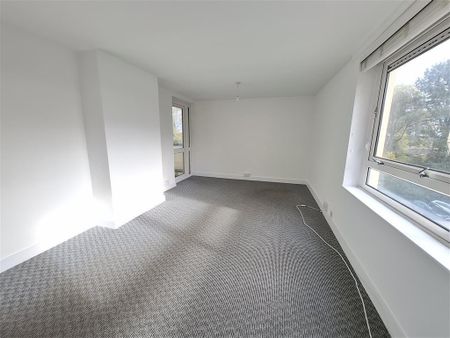 Pelham Court, Hemel Hempstead - Photo 2