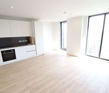 Unfurnished One Bedroom Apartment in the Meadowside Development. - Photo 3