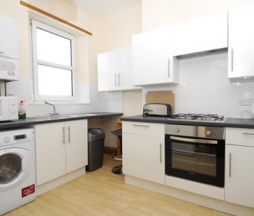 4 bedroom house share to rent - Photo 4