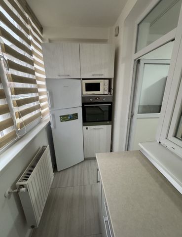 Apartament cu 2 camere, bloc nou, Centru - Fotografie 5