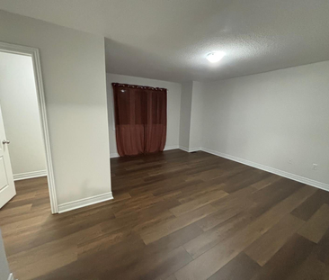 For Lease - 88 Lightcatcher Circle, Brampton, Ontario - Photo 5