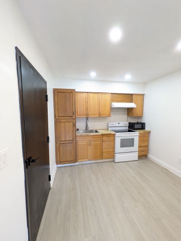 For Lease - 1865 Davenport Road Unit# 2, Toronto, Ontario - Photo 5