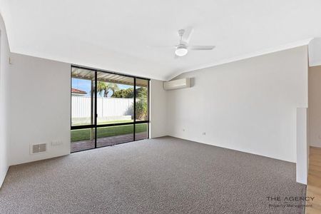 Fresh & Bright 4-Bedroom Home in Warnbro - Photo 3