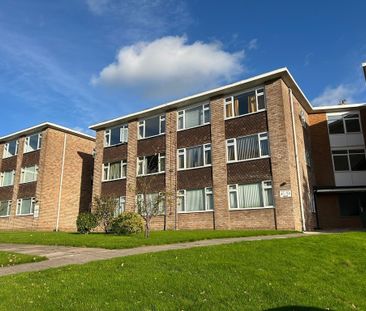 Savoy Close, Harborne, Birmingham - Photo 5