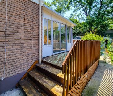 For Lease - 4433 Meadowvale Drive, Niagara Falls, Ontario - Photo 2