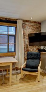 Loft entièrement meublé à louer Vieux-Québec novembre 2025 - Photo 3
