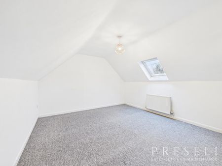 4 bedroom detached bungalow to rent - Photo 5