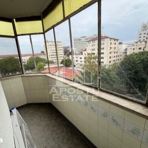 Apartament cu 2 camere , centrala proprie, in zona Torontalului - Fotografie 2