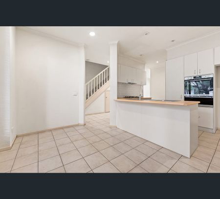 125 Westbourne Road, Kensington, Vic 3031 - Photo 2