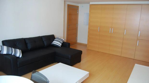 Apartamento de alquiler en Calle Huestes, 3, La Buhaira - Photo 1