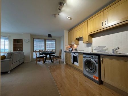 2 Bed Flat, Mayer House, RG1 - Photo 3
