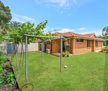 Renovated 3-Bedroom Brick Home – Convenient & Comfortable Living! - Photo 1