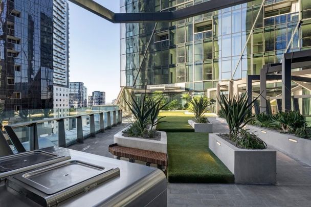 Melbourne CBD - Photo 1