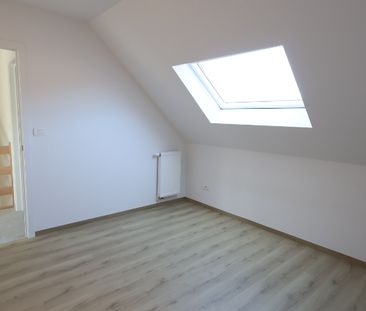 Ruime bel-etage woning in centrum van Ardooie - Photo 1