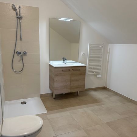 Superbe F2 Neuf – 41,59 m² – Terrasse 22 m² – 2ème étage - Photo 3