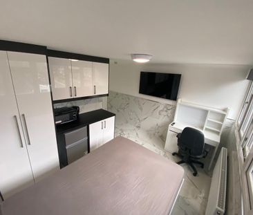 5 bedroom detached house to rent - Photo 6