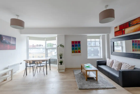 2 bedroom apartment to rent - Photo 2