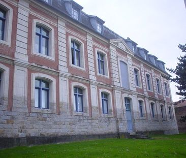 Location Appartement 2 pièces 59m² - Photo 1