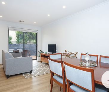 1 Armytage Circuit, Kambah ACT 2902 - Photo 3