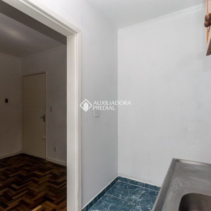 Apartamento com 1 quarto e 33m² para alugar em Passo d'Areia, Porto Alegre. - Foto 1