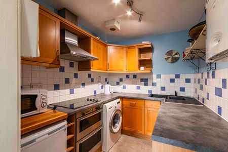 1079L - Gladstone Terrace, Edinburgh, EH9 1LU - Photo 5