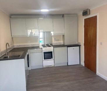 1 Bed 1st Floor Apartment - Photo 2