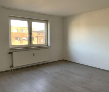 Toll geschnittene Balkonwohnung - Aufzug vorhanden - Foto 1