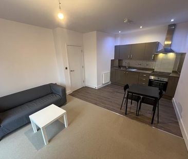 1 bedroom flat to rent - Photo 2