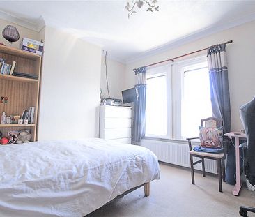 Belle Vue Road, Aldershot, Hampshire, GU12 - Photo 2