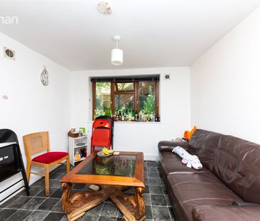 5 bedroom maisonette to rent - Photo 1