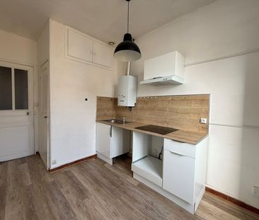 HYERES CENTRE-VILLE / T2 de 40,84 m² - Photo 3